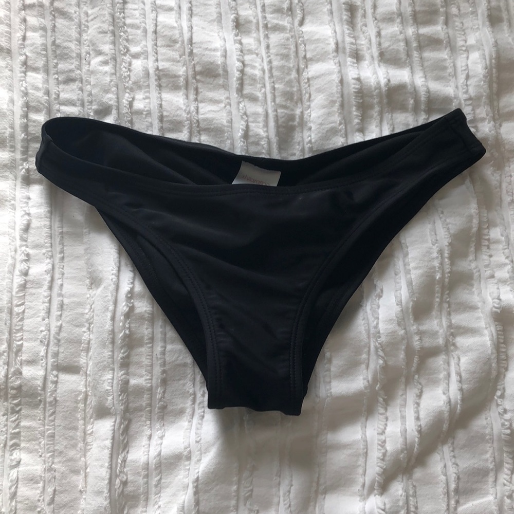 Xhilaration bikini black ruched bottom!!!